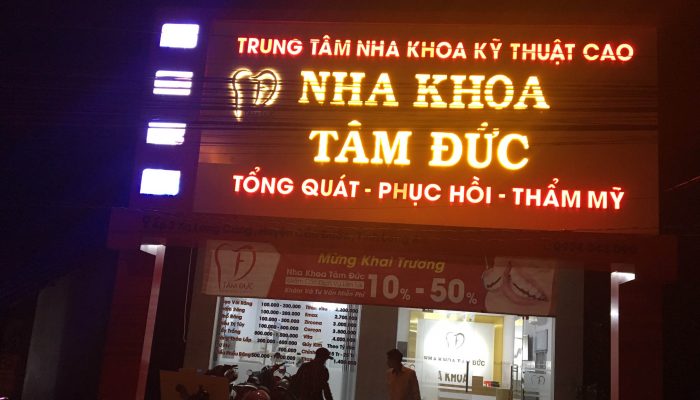 bảng biển hiệu phòng khám nha khoa